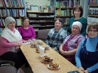 Беседа-игра «Тепло материнского сердца» в Мушковайской библиотеке