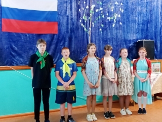 Праздник «Вместе мы – Россия!» в Петропавловской сельской библиотеке